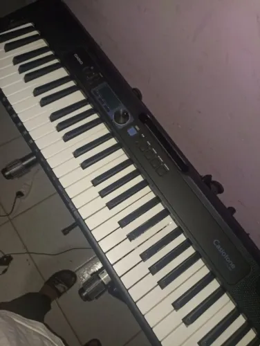 Casio CTS 300 + KIT COMPLETO