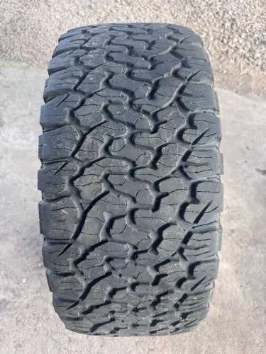 Vendo Pneus BFGoodrich Aro 18