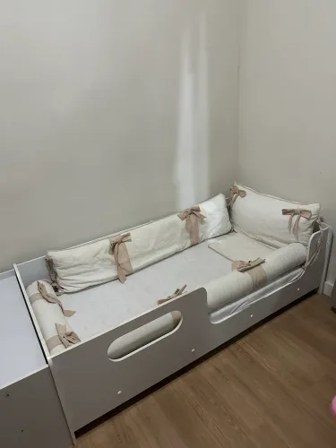 Mini cama com nicho com colchão