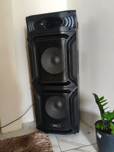 Caixa de som amplificada