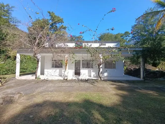 Oportunidade Única em Guapimirim Chácara com Cachoeira Particular, Nascente e 3.600 m²