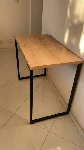 Mesa Escritório Cozinha em madeira e ferro 