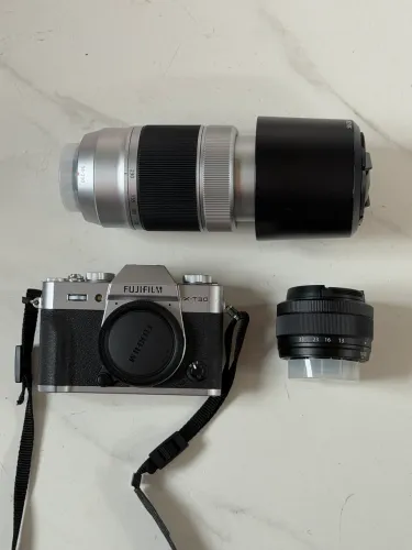 Fujifilm X-T30 III Como Nova + XF 33mm f/1.4 + XC 50-230mm | Kit Completo