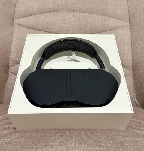 AirPods Max - Apple
