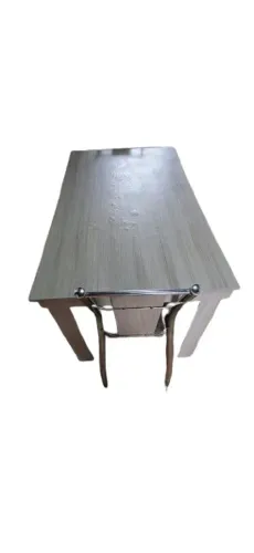 Mesa de Cozinha com 4 Cadeiras - Ótimo Estado | Bem Conservada