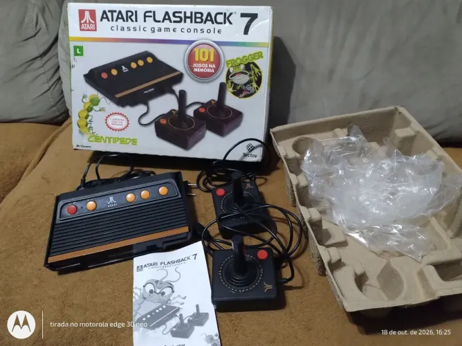 Atari flashback 101 jogos na memória