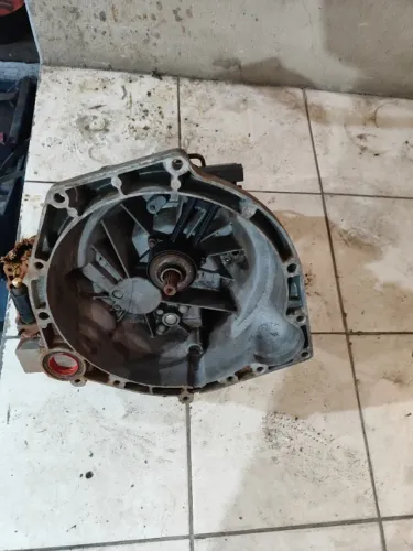 Vendo Câmbio do Ford Ka e Ford Fiesta motor Zetec rocan 1.0 e 1.6