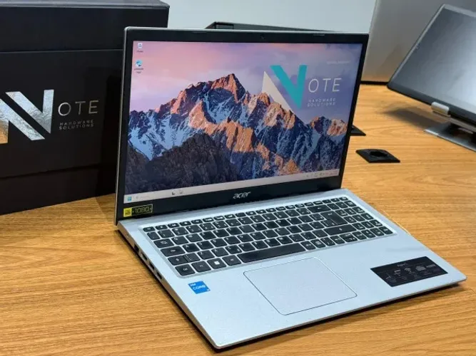 Notebook Acer Aspire 3 i3-1115G4 8GB 256GB SSD 15.6" FHD - GARANTIA