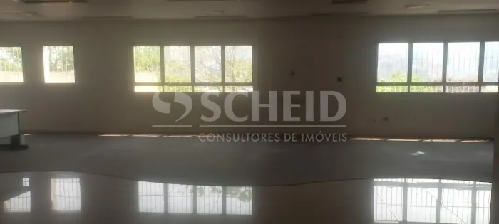 ÓTIMO PONTO COMERCIAL, EM AVENIDA COM GRANDE MOVIMENTO