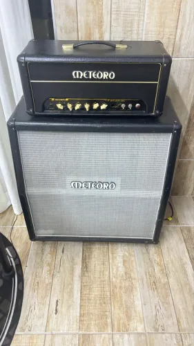 Conjunto para Guitarra , Cabeçote Mais Gabinete com 4 Falantes de 12