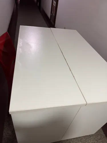 Mesa 4 lugares Tok stok que vira aparador