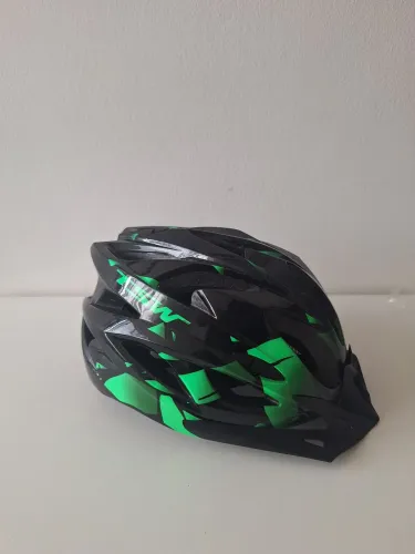 Capacete Bike Tsw Raptor Com Led E Viseira Cor Cinza - Verde Tamanho G<br>