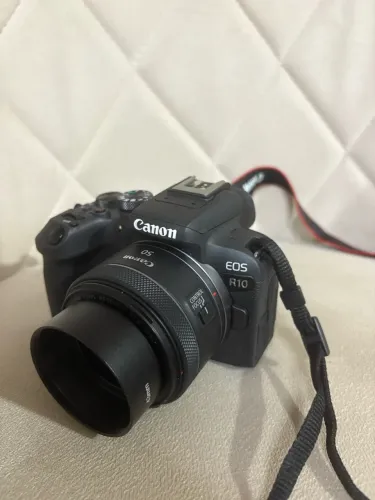 Câmera Cânon R10 (Entrega somente pessoalmente)