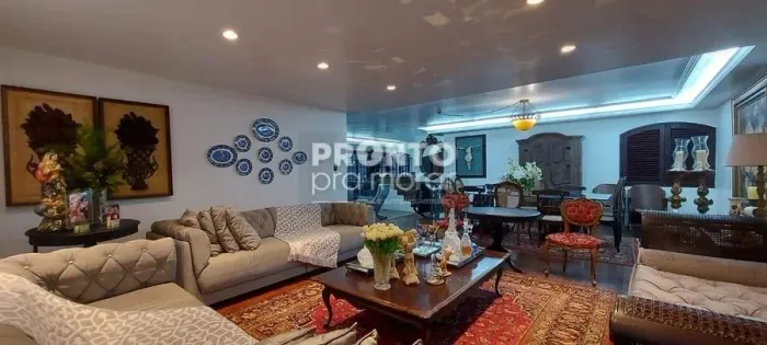 Casa com 3 quartos em Prado