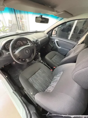 Renault Sandero Authentique Hi-flex 1.0 16V 5P 2014