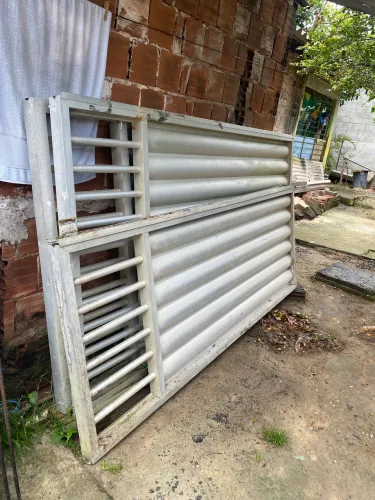 Portão de alumínio + o de pedestre ?