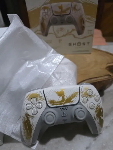 Dualsense GHOST OF YOTEI (dourado) original Sony.