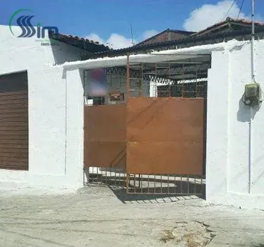 Casa com 3 dormitórios à venda, 250 m² por R$ 499.000,00 - Edson Queiroz - Fortaleza/CE