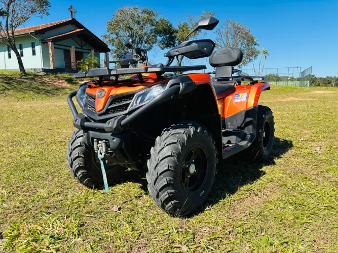Quadriciclo CForce / CFmotor 520L 4x4 Reduzida e Blocante Igual Jeep