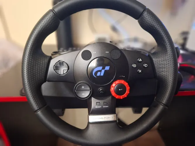 Volante Logitech Driving Force GT