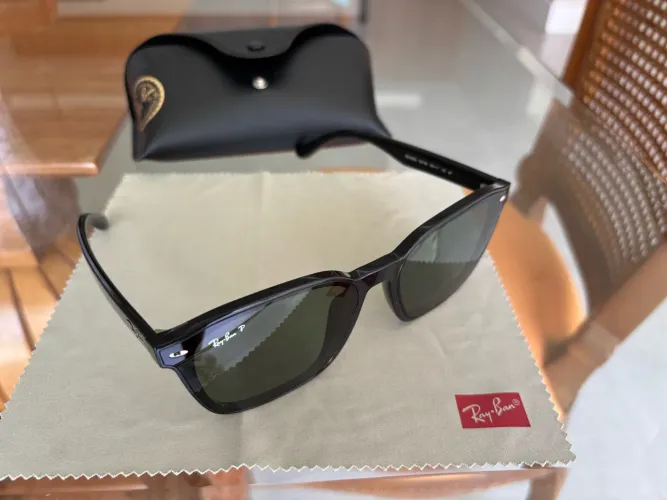 Rayban RB4392D em estado de ZERO!!