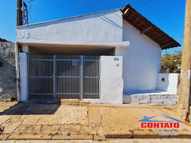 Casa na Vila Izabel em São Carlos: 3 dormitórios, suíte, garagem coberta