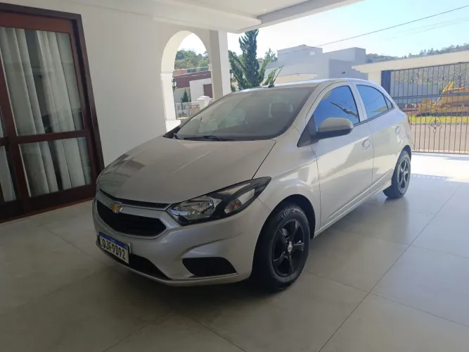 Chevrolet Onix Hatch LT 1.0 8V Flex Mec. 4P 2018