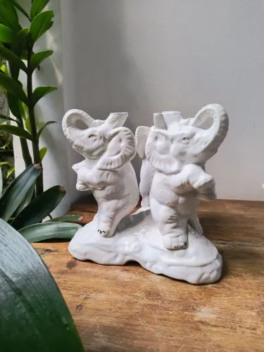 Apoio para jarro elefantes em porcelana antigo anos 50 com avaria antiquario plantas vaso
