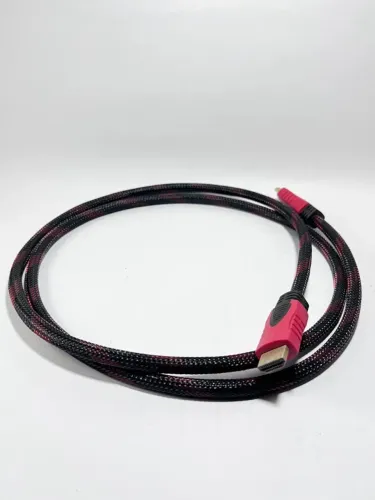 Cabo HDMI Revestido 1,5m Preto e Vermelho- Alta Qualidade | Usado