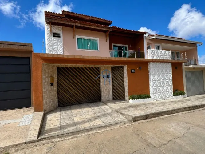 Casa Duplex com 3 suítes