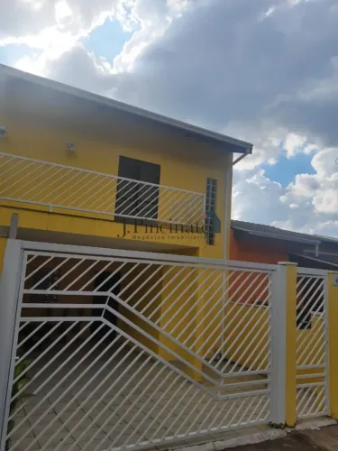Casa Sobrado com 03 Quartos para Alugar no Bairro Colônia em Jundiaí SP.