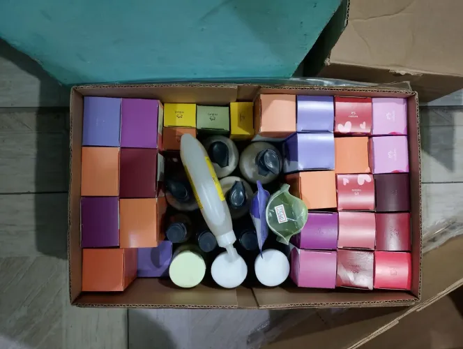 Liquidação de produtos Jequiti e Avon novos abaixo dos preços de custo s 