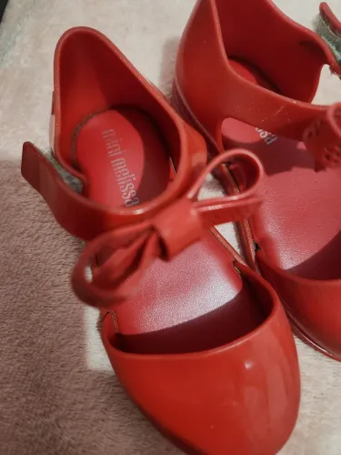 Mini Melissas