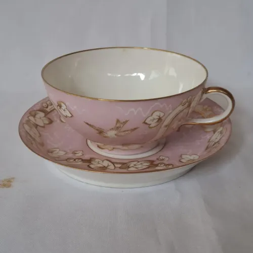 GRANDE E ANTIGA CHÁVENA EM PORCELANA: J.P.L. FRANCE LIMOGES