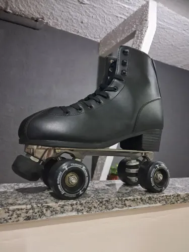 PATINS KLASSIC PRETO - 58MM X 32MM 