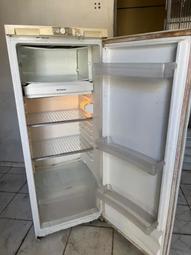 Geladeira continental (frete grátis)