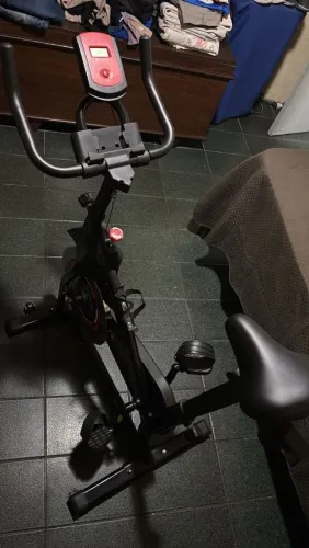 Bicicleta Ergométrica Spinning Semi Nova - Pouquíssimo Uso - Estado de Nova