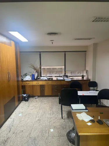 Locação de Sala Comercial no Centro da Cidade com 110m²