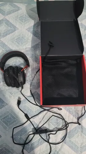 HEADSET HYPERX CLOUD 2 - 7.1 / cabo com mal contato