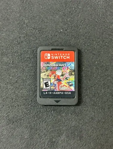 Mario Kart 8 Deluxe - Nintendo Switch 