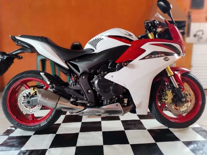 CBR 600f