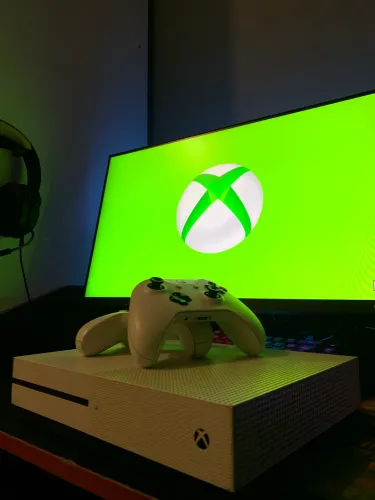 XBOX ONE S 1TB + 2 CONTROLES | ÓTIMO ESTADO