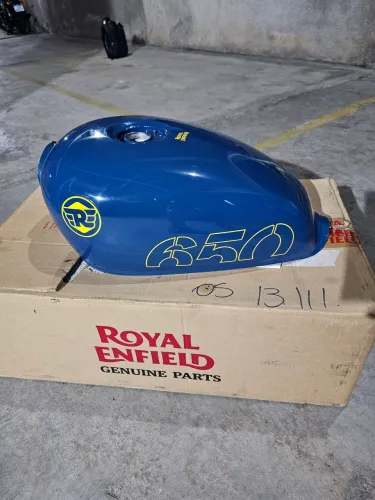 Royal Enfield Shotgun 650 ( Tanque de combustível)