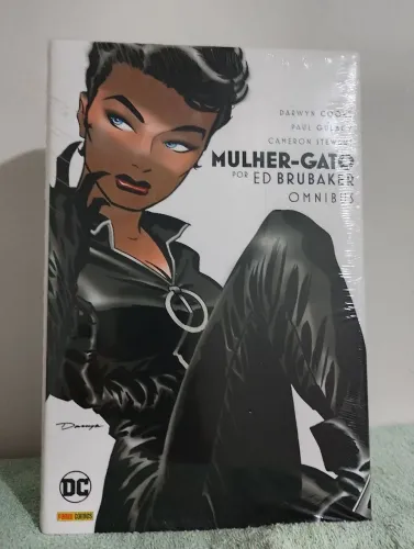 Panini - Mulher Gato Por Ed Brubaker Omnbus (Lacrado de Fábrica)