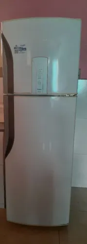 Geladeira Panasonic (NÃO ESTÁ FUNCIONANDO)