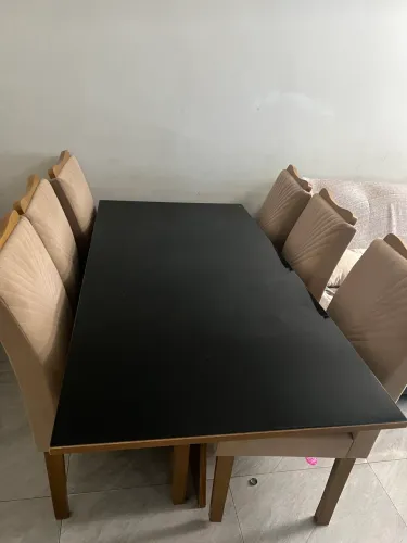 Mesa 6 cadeiras pra ontem