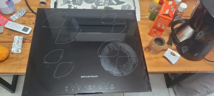 Cooktop de indução Brastemp