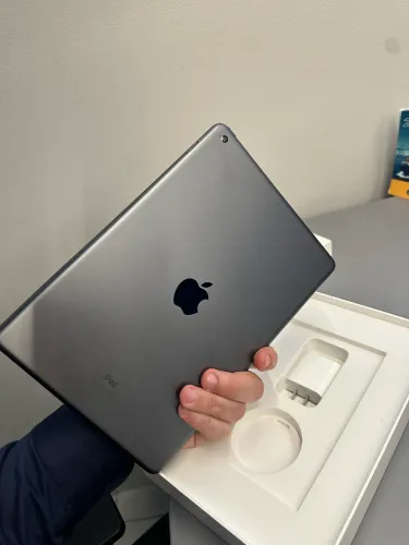 iPad Apple 9th Generation Wi-Fi (NOVO)