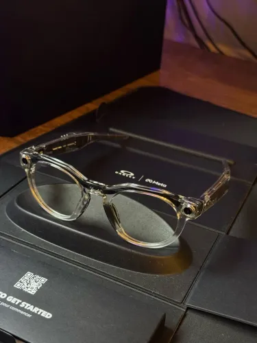 Oakley Meta HSTN