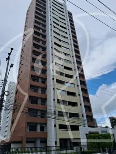 Aluga-se amplo apartamento no Condomínio do Edifício Montepelier, no bairro Aldeota, em Fo